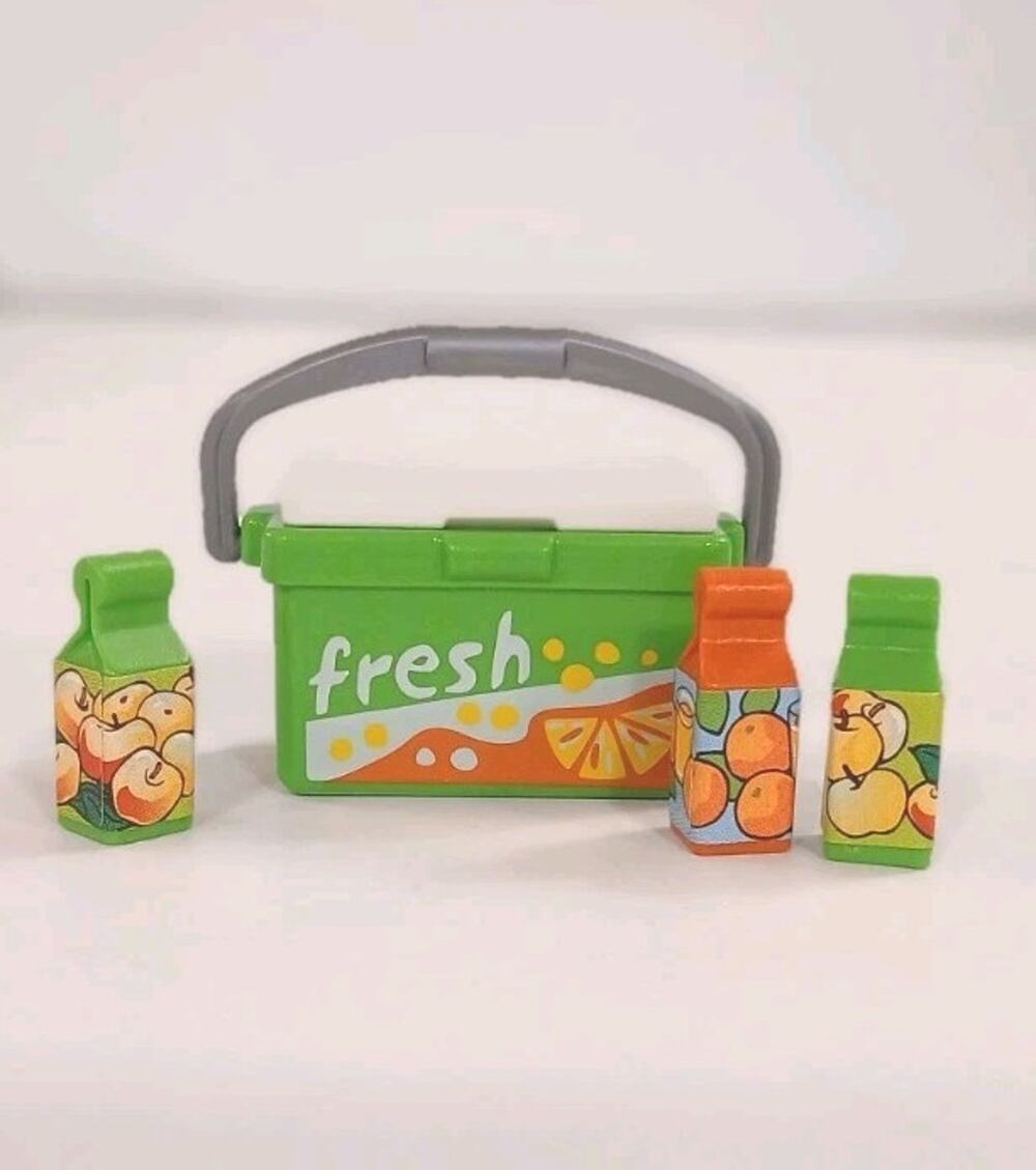 Playmobil Green Fresh Cooler with Orange Slice Decor Plus 3 Juice Containers Lot